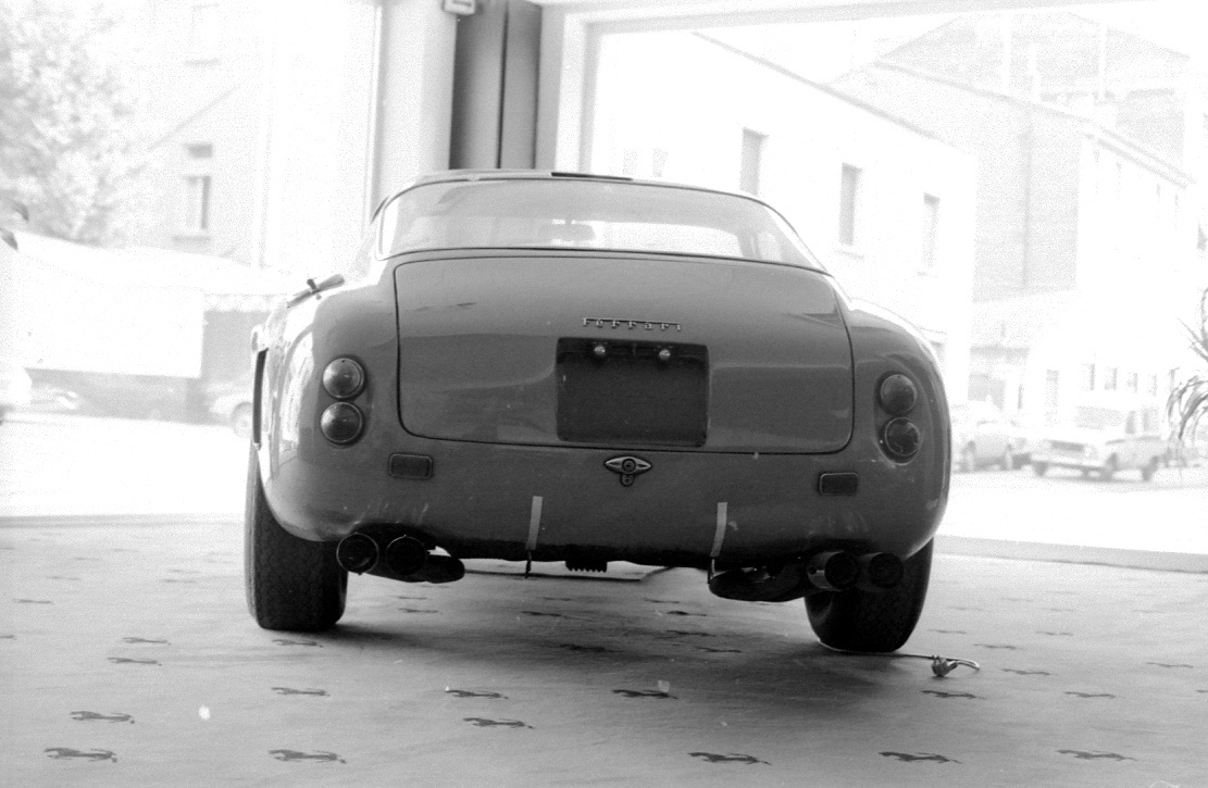 250SWBpozzi8.jpg